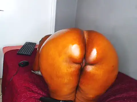 SweetHips95 online show from October 2025 12:58:01 AM