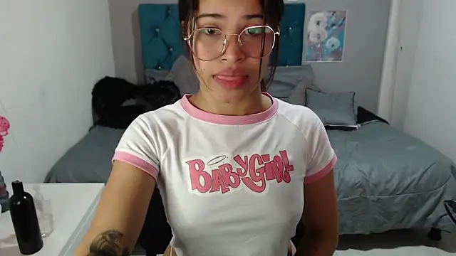 Snapshot of mia_sexgirl chatting on February 2026 12:26:01 PM mia sexgirl online show from February 2026 12:26:01 PM