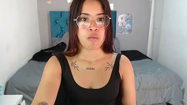 Snapshot of mia_sexgirl chatting on February 2026 12:32:02 PM mia sexgirl online show from February 2026 12:32:02 PM