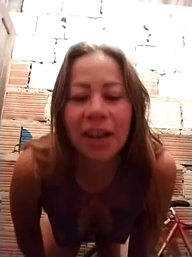 LaraCaliente online show from October 2025 07:05:02 AM