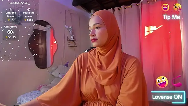 ShanaJamil online show from November 2025 12:04:01 PM