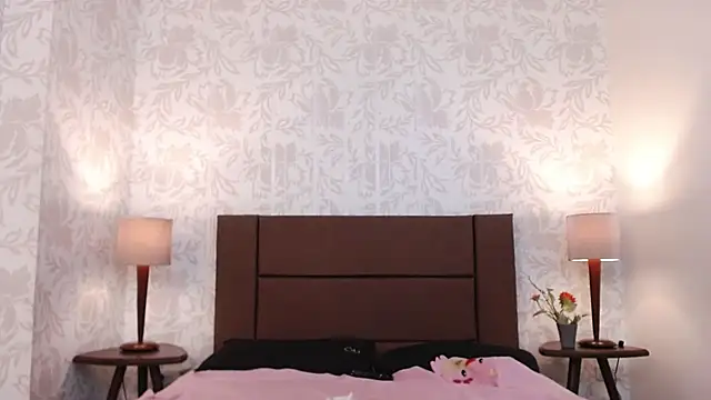 Ava Raye online show from December 2025 06:58:01 PM