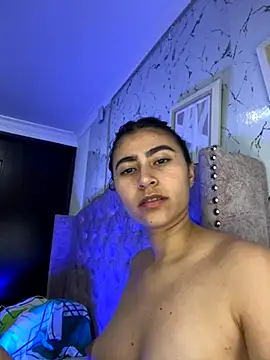 Isabella Montoya online show from November 2025 06:37:02 PM