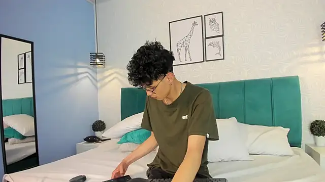  ruby red online show from September 2025 11:20:02 PM