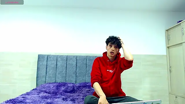  ruby red online show from November 2025 02:00:01 AM