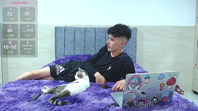  ruby red online show from November 2025 08:08:01 PM