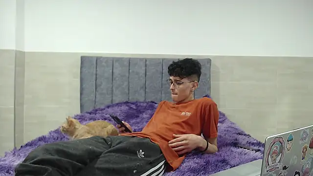  ruby red online show from November 2025 04:45:02 AM