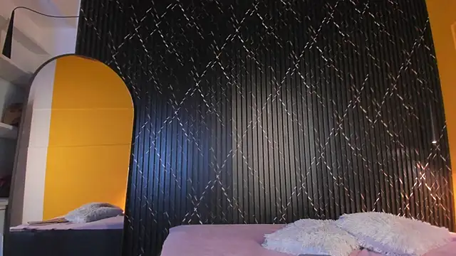 Miss Ariaa online show from October 2025 11:14:02 AM