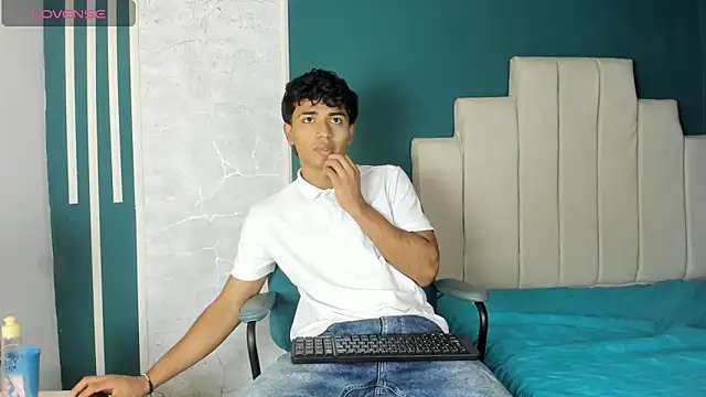 Snapshot of Jaycob_Black1 chatting on October 2025 12:03:01 PM Jaycob Black1 online show from October 2025 12:03:01 PM