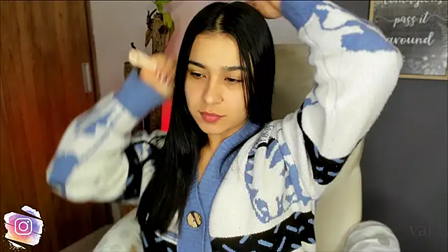 val varago online show from December 2025 06:44:01 AM