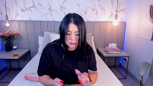 Amber Santana online show from October 2025 09:24:01 PM