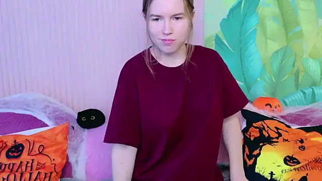 Alida Brice online show from October 2025 06:17:01 AM