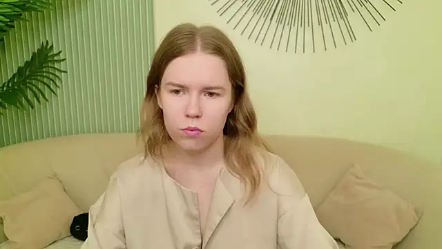 Snapshot of Alida_Brice chatting on June 2026 05:38:02 AM Alida Brice online show from June 2026 05:38:02 AM