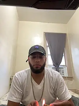 LeoPR00 online show from September 2025 02:00:02 PM