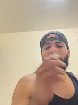 LeoPR00 online show from October 2025 02:18:01 PM