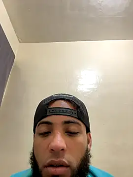 LeoPR00 online show from October 2025 06:37:01 AM