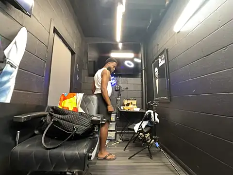 Snapshot of nymphoandthebeast69 chatting on March 2026 08:40:01 AM nymphoandthebeast69 online show from March 2026 08:40:01 AM