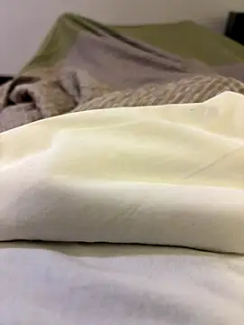 Snapshot of 1HOEBOSS chatting on November 2025 06:01:01 AM 1HOEBOSS online show from November 2025 06:01:01 AM