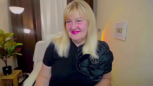 EmmaEllison online show from September 2025 11:55:01 AM