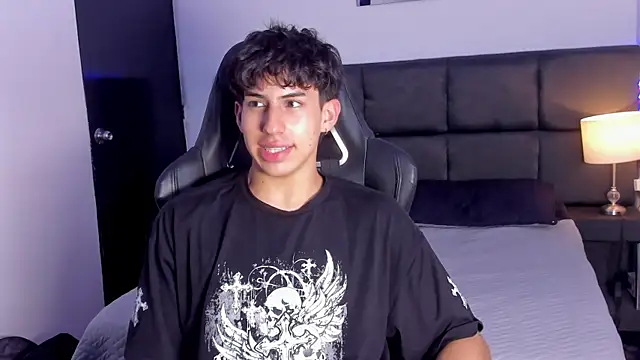 Aaron Spencer13 online show from September 2025 06:22:01 PM