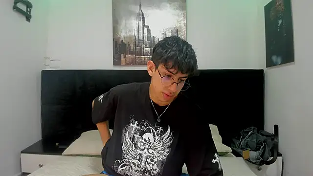 Aaron Spencer13 online show from November 2025 07:35:01 PM