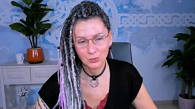 UmaSpace online show from October 2025 05:06:02 AM