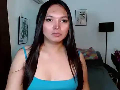 Snapshot of Nikki_Karishma chatting on December 2025 05:58:02 AM Nikki Karishma online show from December 2025 05:58:02 AM