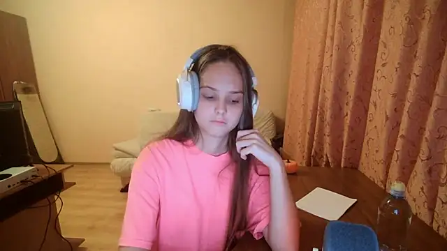 SharybbFace online show from September 2025 03:56:02 PM