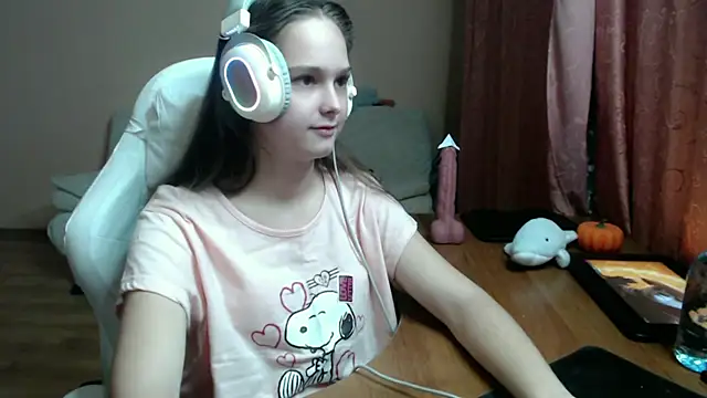 SharybbFace online show from October 2025 03:11:02 PM