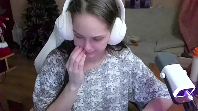 SharybbFace online show from December 2025 03:09:02 PM