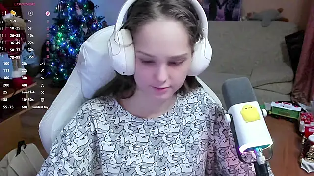 SharybbFace online show from December 2025 03:20:04 PM