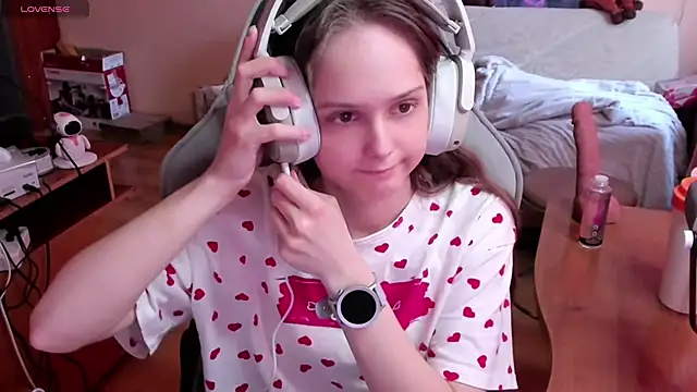 SharybbFace online show from April 2026 03:08:01 PM