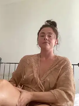 Mia Winters online show from September 2025 02:10:01 PM