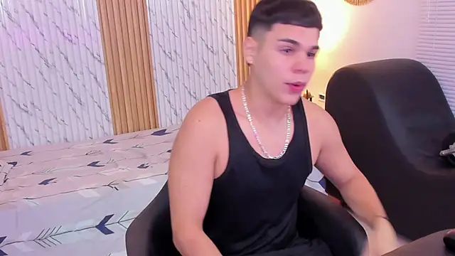 james jonnes online show from October 2025 08:19:01 PM