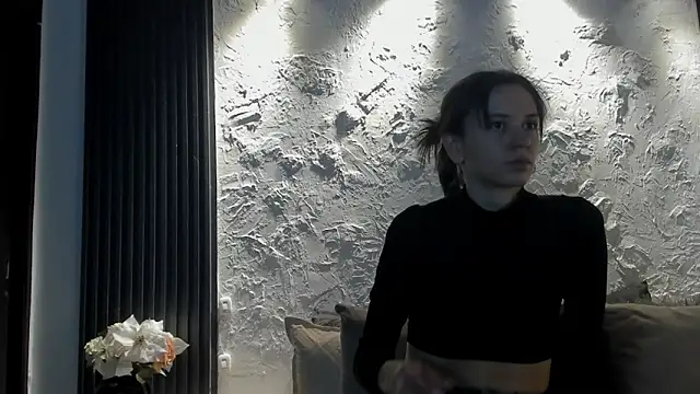 joselin rouse online show from March 2026 12:38:02 PM