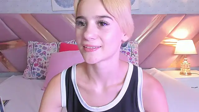 ChloeLaurentt online show from January 2026 03:04:02 PM