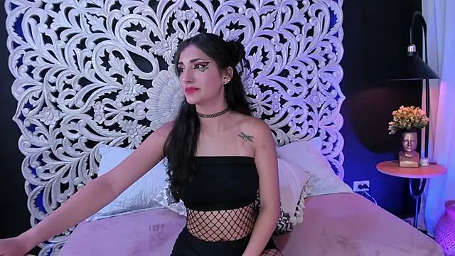 Keiiry  online show from October 2025 07:33:01 PM