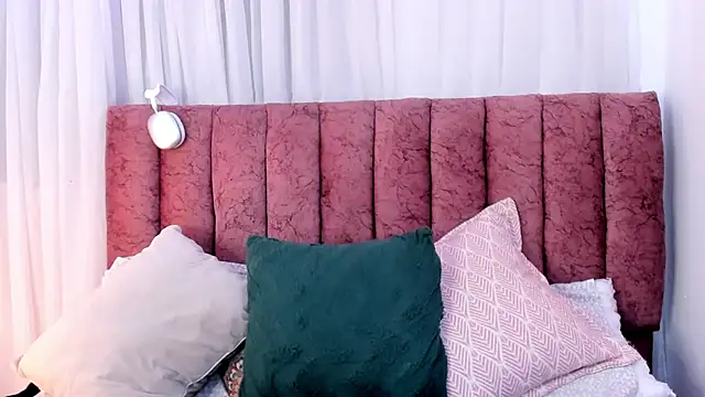 Keiiry  online show from November 2025 07:40:02 AM