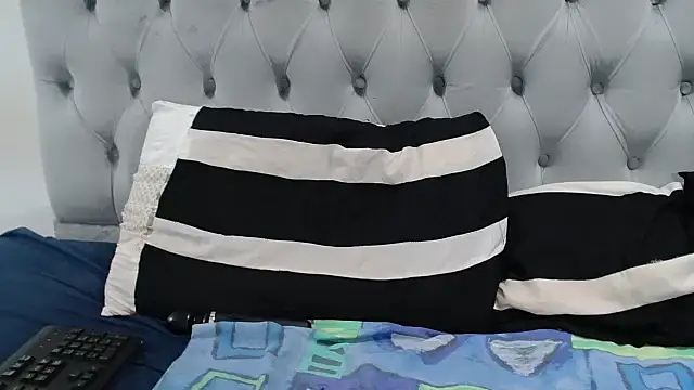 SexyBeverly  online show from November 2025 07:49:02 PM