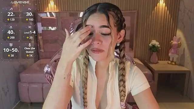 lilith4 s online show from March 2026 08:26:01 PM