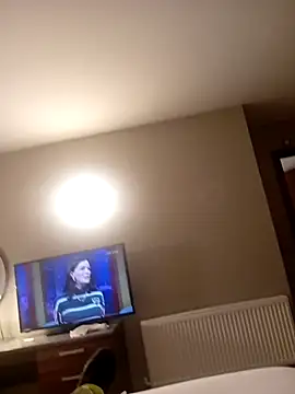 Snapshot of Mags1061 chatting on September 2025 08:53:01 PM Mags1061 online show from September 2025 08:53:01 PM