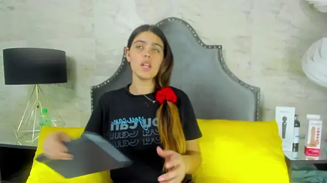 isabel 09 online show from June 2026 05:14:02 PM