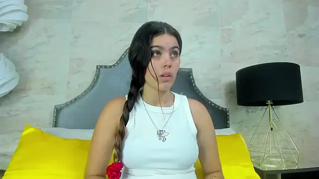 isabel 09 online show from July 2026 05:06:02 PM