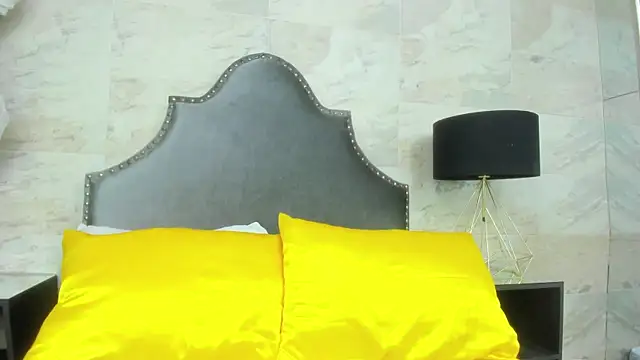 isabel 09 online show from July 2026 05:37:01 PM