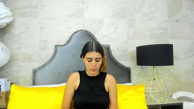 isabel 09 online show from July 2026 05:23:01 PM