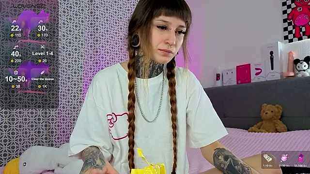 LilithPoison online show from January 2026 06:02:02 PM