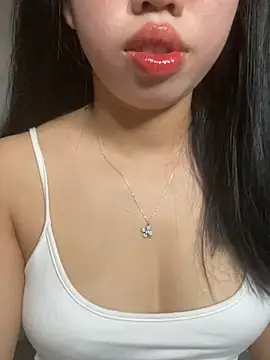 Snapshot of Rose-babyx chatting on June 2026 02:47:02 AM Rose-babyx online show from June 2026 02:47:02 AM