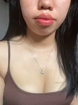 Snapshot of Rose-babyx chatting on June 2026 02:14:01 AM Rose-babyx online show from June 2026 02:14:01 AM