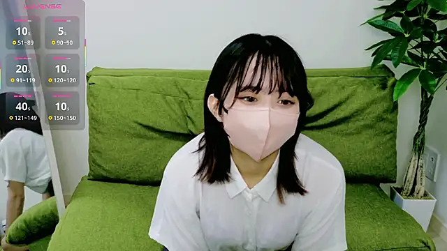 Snapshot of RUNA_RU-NA chatting on September 2025 10:17:01 AM RUNA RU-NA online show from September 2025 10:17:01 AM