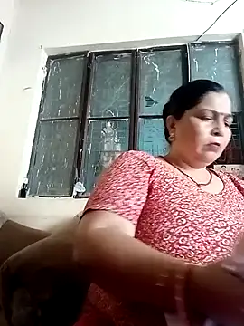 Snapshot of Love-890 chatting on September 2025 08:27:01 AM Love-890 online show from September 2025 08:27:01 AM